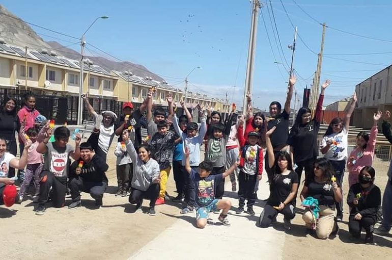 Niños, niñas y adolescentes de Chañaral disfrutan con talleres gratuitos de Circo  