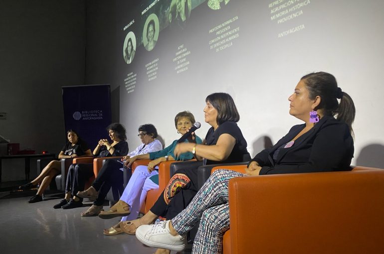 <strong>Diversas representantes de agrupaciones de Memoria y Derechos Humanos y creadoras se reunieron en actividad “9MM: Mujeres y Memoria”</strong>