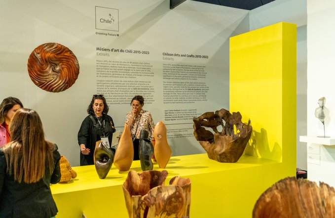Comienza la participación de Chile en Révélations 2023, la bienal de artesanía contemporánea más importante de Europa