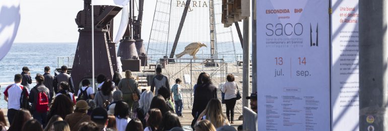 Artista uruguayo deconstruye tradicional monumento antofagastino para la Bienal SACO1.1 Golpe