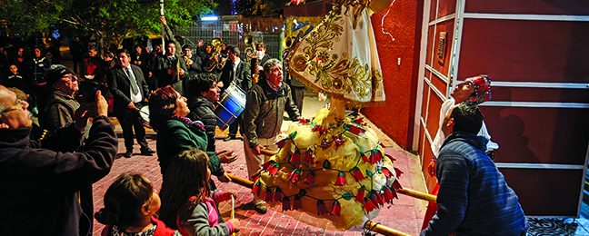 Lanzan Foto Libro “Promesantes, tradición popular de la comuna de María Elena”