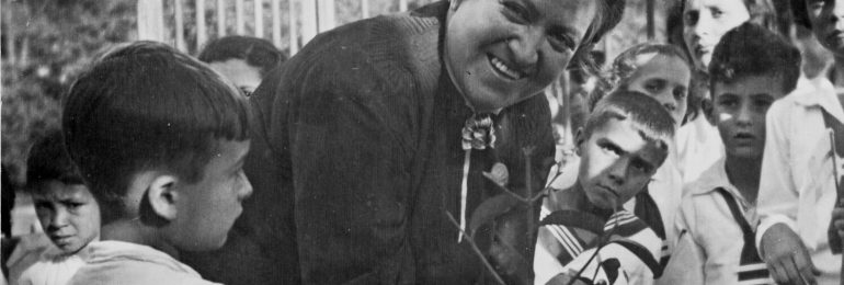 A 80 años del Premio Nobel: dan a conocer actividades para celebrar a Gabriela Mistral en la Región de Valparaíso
