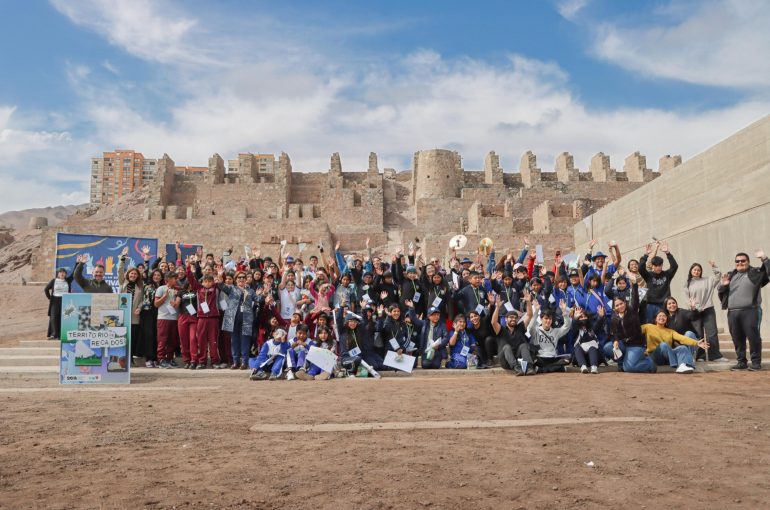 Estudiantes de escuelas rurales de la región de Antofagasta participan de “Caravaneo de la Cordillera a la Costa”