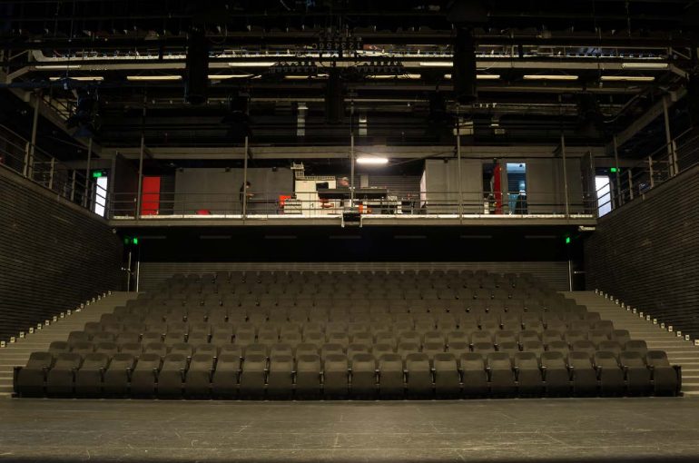 “Martes de Formación Escénica” invita a artistas y gestores a capacitarse en Valparaíso
