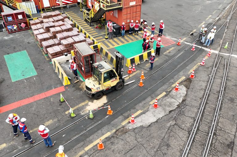 Exitoso simulacro ambiental en el Terminal Multioperado refuerza cultura preventiva en Puerto Antofagasta