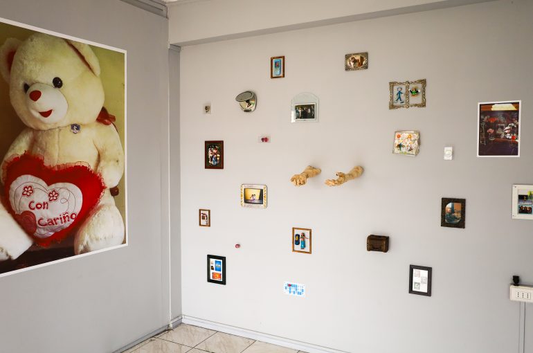 El Desierto Como Memoria: Thomas Gallardo Presenta Su Muestra “Reflejar La Piel” Junto A Foto Antofagasta BAJ