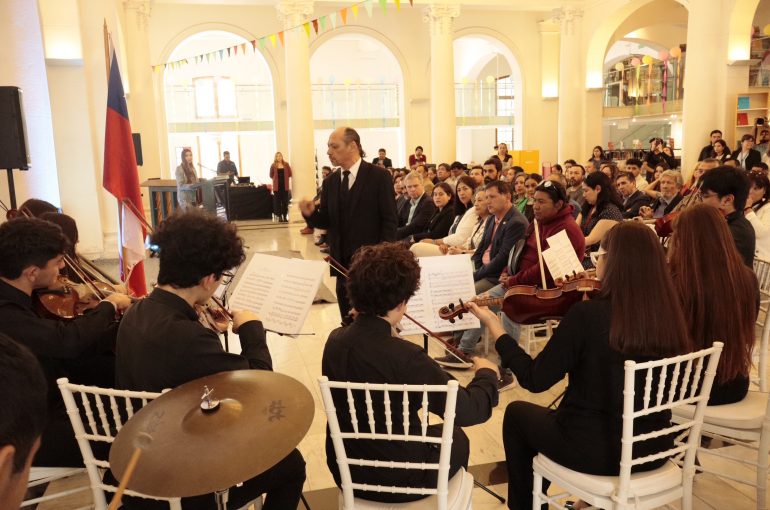 Seremi de las Culturas de Antofagasta mantiene abierta convocatoria de Premios Regionales “Linterna de Papel” 2025